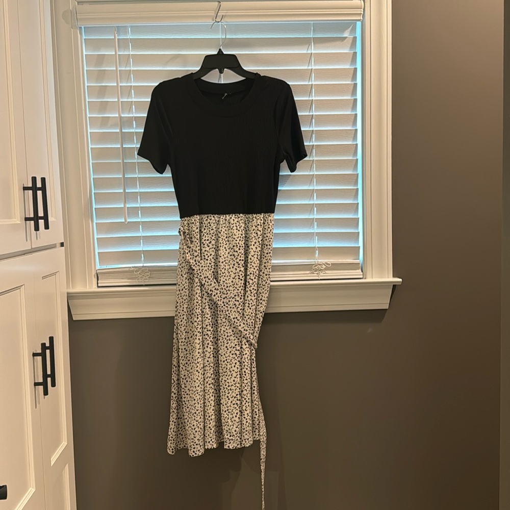Size small black and white dress